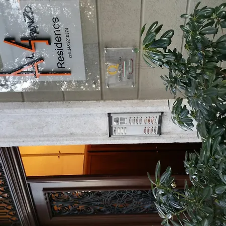 Hotel apartamentowy Al Granzo Triest